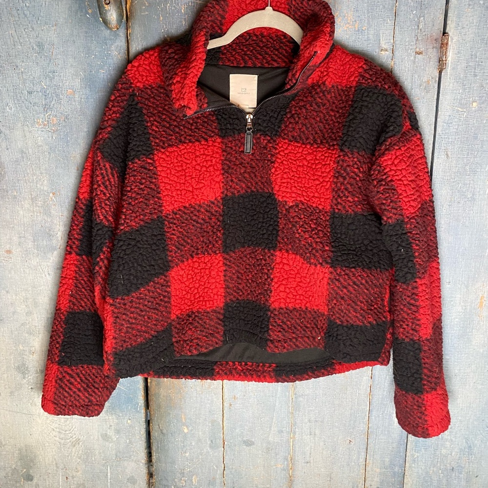 Thread & Supply Buffalo Plaid Fleece Pullover Jacket Red Black